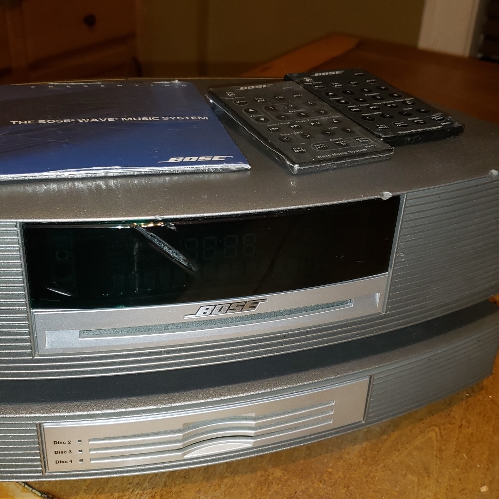 Bose wave system Am/FM with 3 disc player